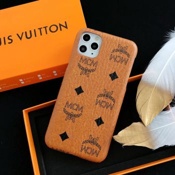 MCM iPhone Case in Visetos Original Brown